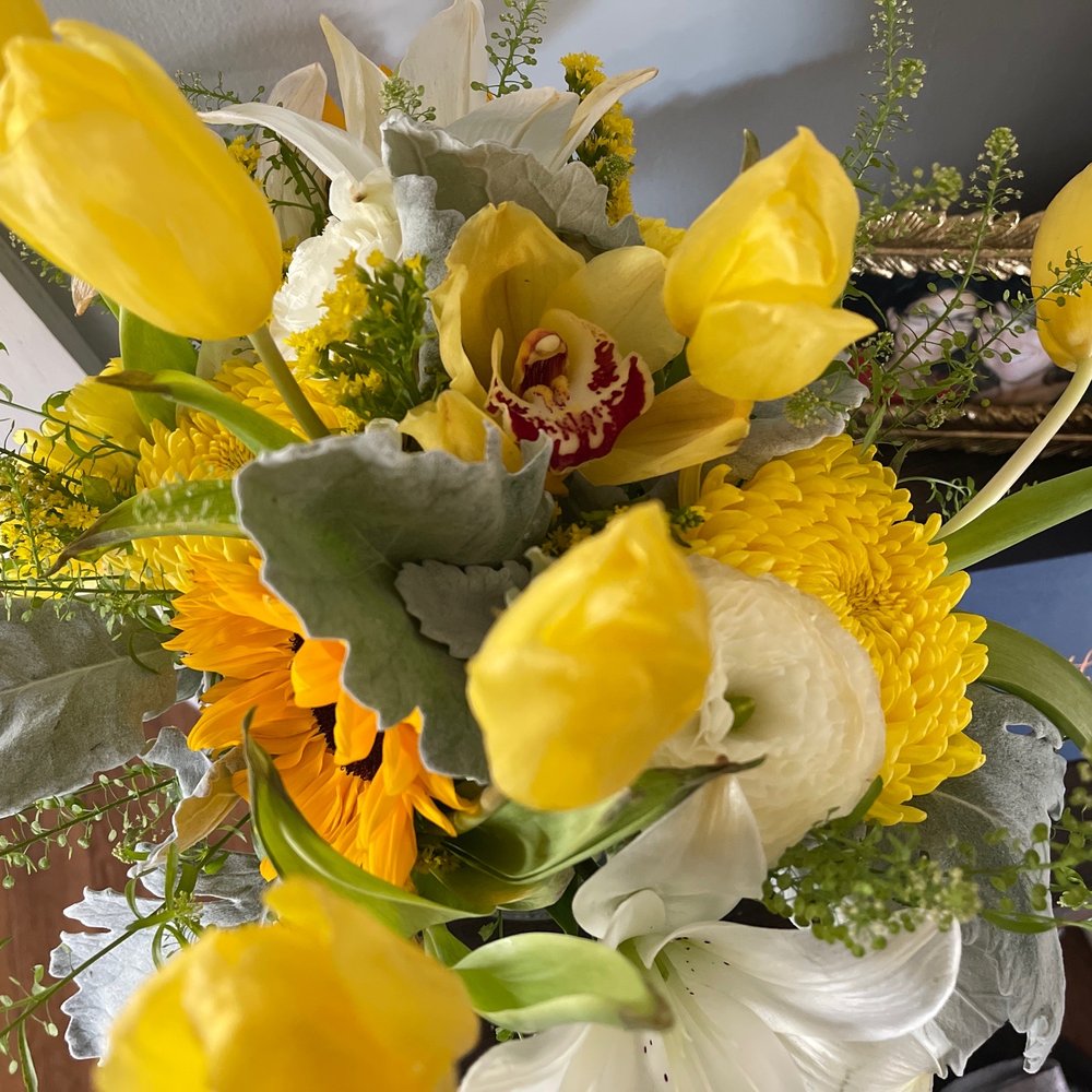 Hill Flowers And Gifts Independence Mo Best Flower Site