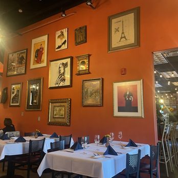 Bacquet's Restaurant - French decor - French Near Me - Eagle, Idaho Bacquet's Restaurant - French decor - French Near Me - Eagle, Idaho