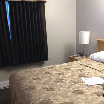 Best Canadian Motor Inns - Hotels Near Me - Hinton, Alberta Best Canadian Motor Inns - Hotels Near Me - Hinton, Alberta