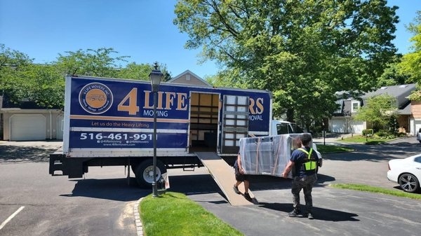 4 Life Movers