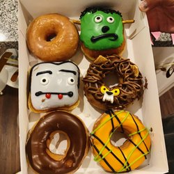Krispy Kreme - Halloween theme