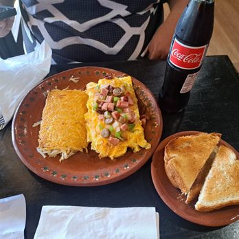 AH HUEVO! - Breakfast & Brunch Near Me - Modesto, California