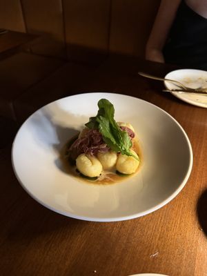 6 Restaurant - NYC by null