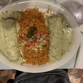 Chuy's - Enchiladas wit creamy cilantro sauce - Tex-Mex Near Me - Columbus, Ohio Chuy's - Enchiladas wit creamy cilantro sauce - Tex-Mex Near Me - Columbus, Ohio