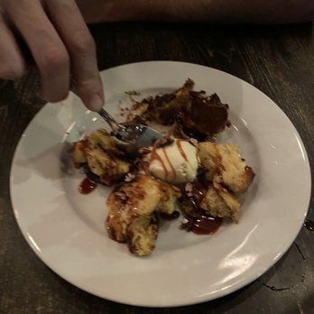 East End - Bread pudding - Pizza Near Me - Alameda, California East End - Bread pudding - Pizza Near Me - Alameda, California