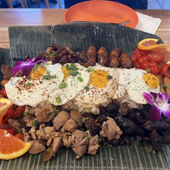 Lolas By MFK - Kamayan for the win! - Filipino Near Me - West Covina, California Lolas By MFK - Kamayan for the win! - Filipino Near Me - West Covina, California
