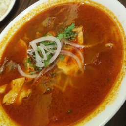 Special Beef Noodle Soup / 特別牛肉粉
