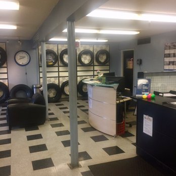 HAWAIIAN ISLAND TIRE - Customer Service Order Desk - Tires Near Me - Honolulu, Hawaii