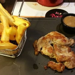 Poivre Rouge - Araignée de porc avec frites maison. Sauce poivre