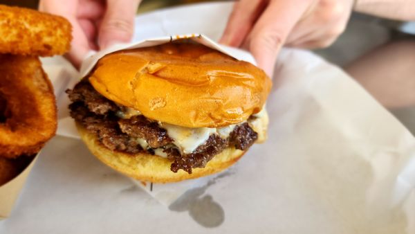 Eat Crispy Burger Convoy by null