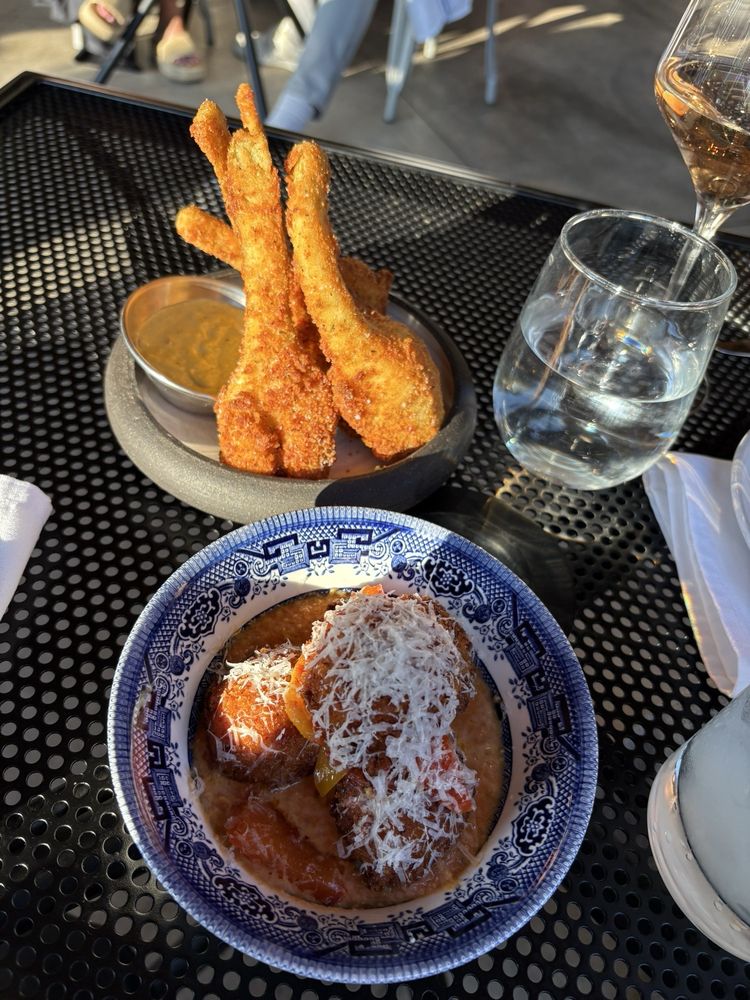 Social spots from Prescott's Provisions