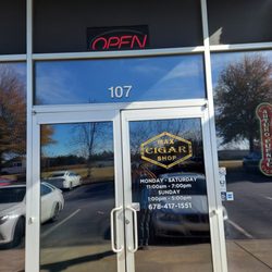 Max Cigar Shop