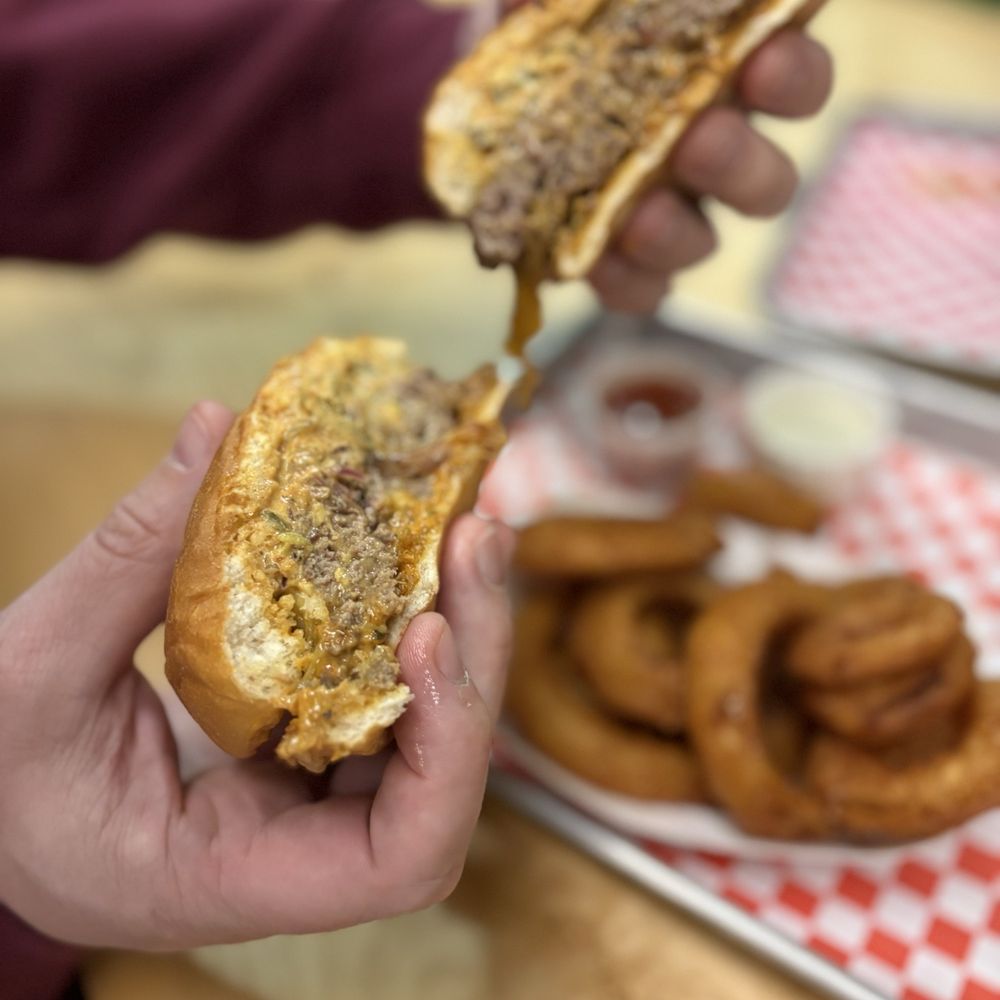 Iggy's Burger - Jalapeño Burger - Burgers Near Me - Sebastopol, California Iggy's Burger - Jalapeño Burger - Burgers Near Me - Sebastopol, California