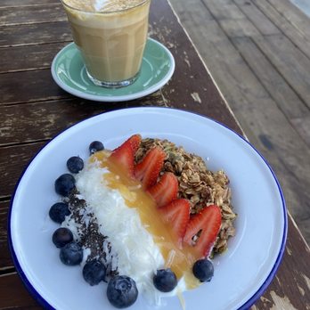 Cafe Smitten - Granola and hot oat latte... with nice latte art! - Coffee & Tea Near Me - Bakersfield, California