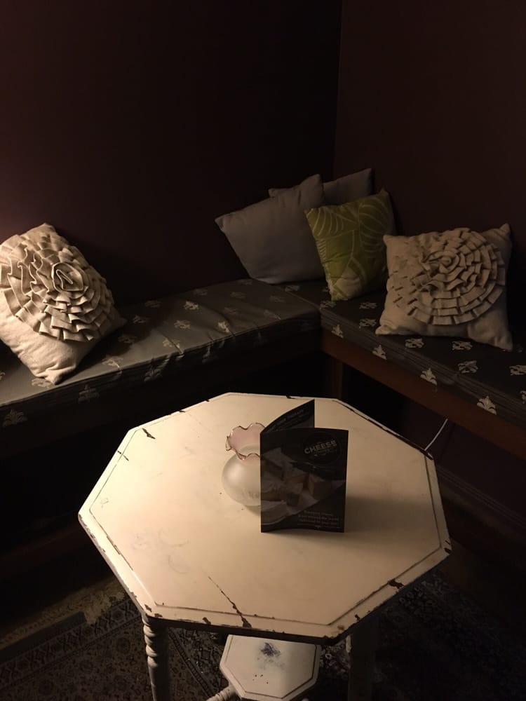 GRAPE THERAPY FORTITUDE VALLEY Updated August 2024 153 Wickham St