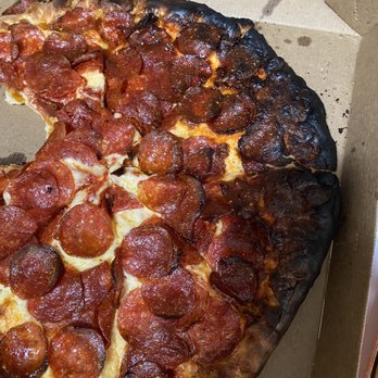 Little Caesars - Burnt pizza!!!!!!! - Pizza Near Me - Lakewood, California Little Caesars - Burnt pizza!!!!!!! - Pizza Near Me - Lakewood, California