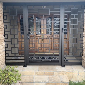 Globus Gates - Final project - Garage Door Services Near Me - North Hills, California
