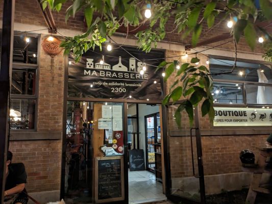 MABRASSERIE by null