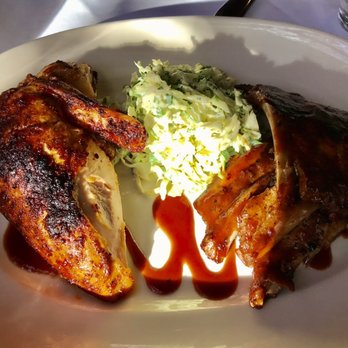 Rutherford Grill - BBQ Combination Plate - Chicken was really juicy! - American Near Me - Rutherford, California