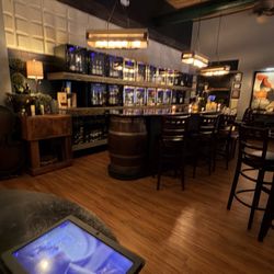 CRUSH Wine Bar