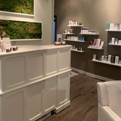 Dermatherapie Skin Spa - Front desk