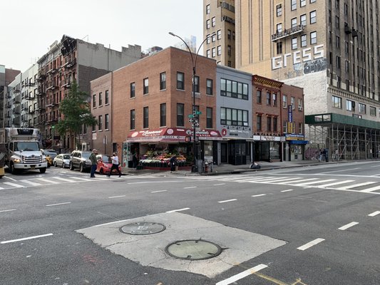 Gourmet Deli & Pizza by null