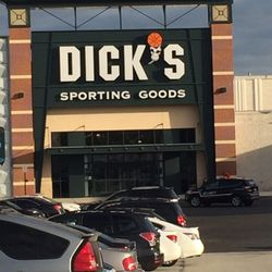 DICK'S Sporting Goods