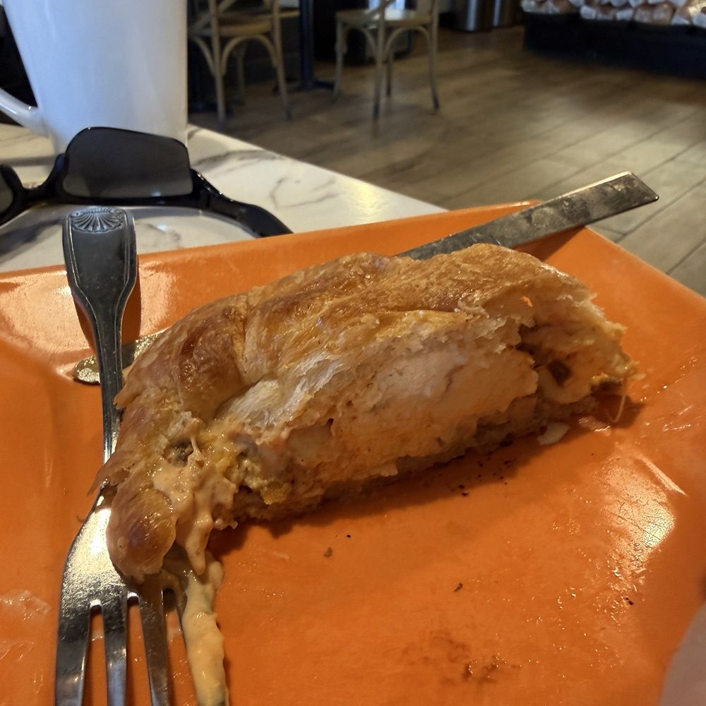 Egg croussant Egg croussant