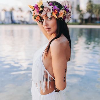 Manawa Creative by Rita - Gorgeous Portrait Photographer in Honolulu, Oahu Hawaii - Session Photography Near Me Manawa Creative by Rita - Gorgeous Portrait Photographer in Honolulu, Oahu Hawaii - Session Photography Near Me