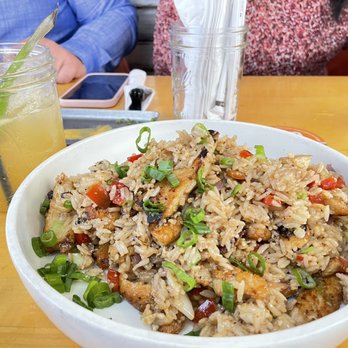 SuViche - Sushi and Ceviche - Arroz Chaufa chicken - Peruvian Near Me - Miami, Florida