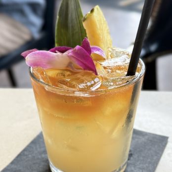 The Hudson - Cocktail - Cocktail Bars Near Me - Sedona, Arizona