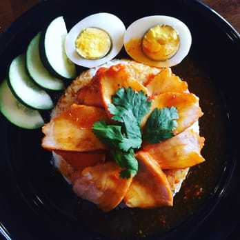 Kinnaree Thai Kitchen - Thai Near Me - Chicago, Illinois