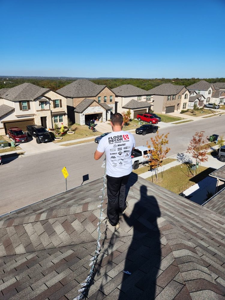 Slide of Lone Star Restoration Services