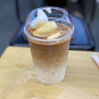 Overflo. - Ice cream latte - Desserts Near Me - Buena Park, California