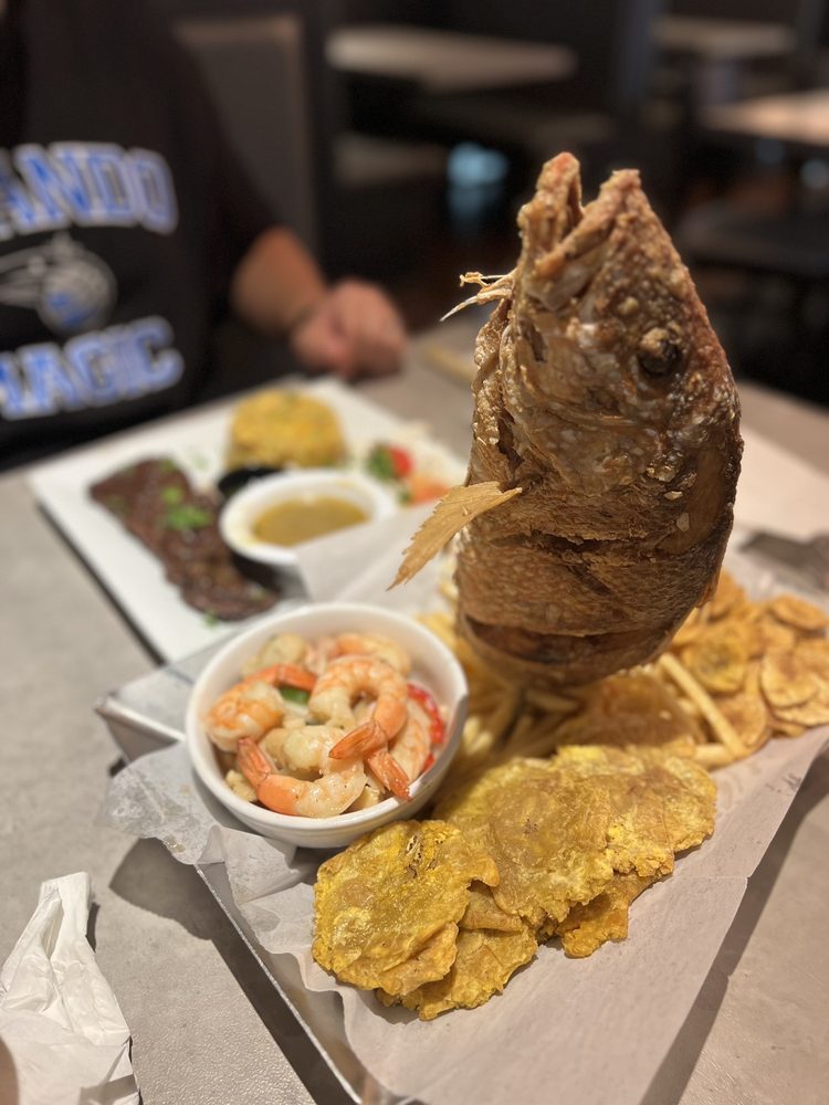 El Cilantrillo Restaurant - Florida Mall