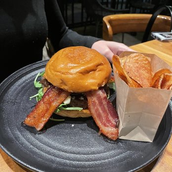 GRANVILLE - Bacon and Blue Burger - New American Near Me - Pasadena, California GRANVILLE - Bacon and Blue Burger - New American Near Me - Pasadena, California
