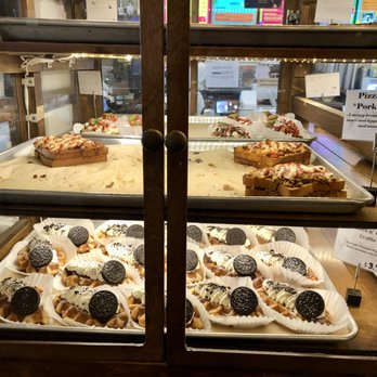 Chateau De Chantilly Cafe - Inside - Bakeries Near Me - Chantilly, Virginia