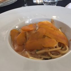 Montiblu - Spaghetti con i ricci e bottarga