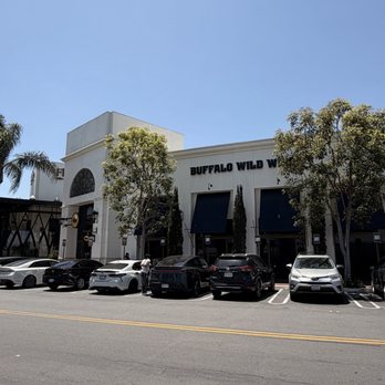 Bella Terra - Shopping Centers Near Me - Huntington Beach, California