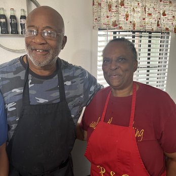 Real Southern Cooking - Owners nuff said - Soul Food Near Me - Orange, Texas Real Southern Cooking - Owners nuff said - Soul Food Near Me - Orange, Texas