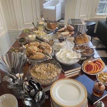 Blind Tiger Burlington - Breakfast - Hotels Near Me - Burlington, Vermont
