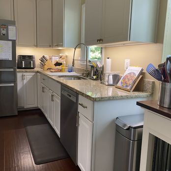 CF Electric - Under cabinet lighting - Electricians Near Me CF Electric - Under cabinet lighting - Electricians Near Me