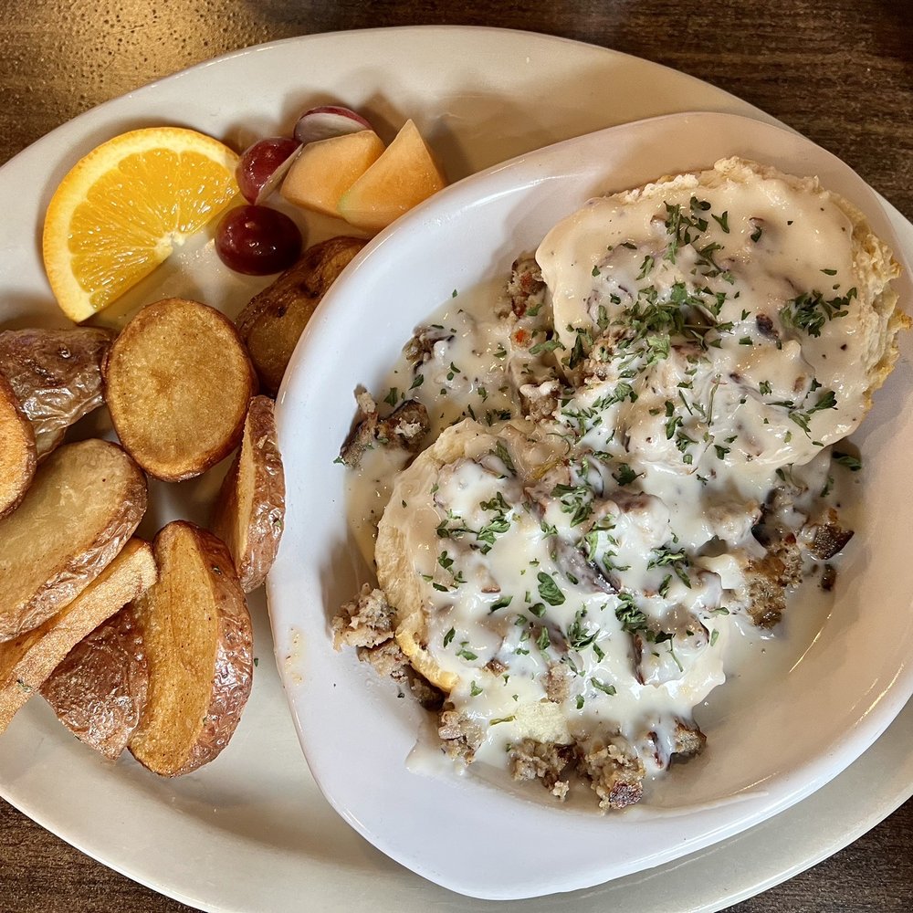 Billy's Grille & Bar - Biscuit and gravy with breakfast potatoes - American Near Me - Bryan, Texas Billy's Grille & Bar - Biscuit and gravy with breakfast potatoes - American Near Me - Bryan, Texas