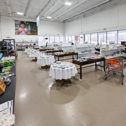 Habitat Oakland ReStore Waterford - Rapidly changing inventory of home goods.