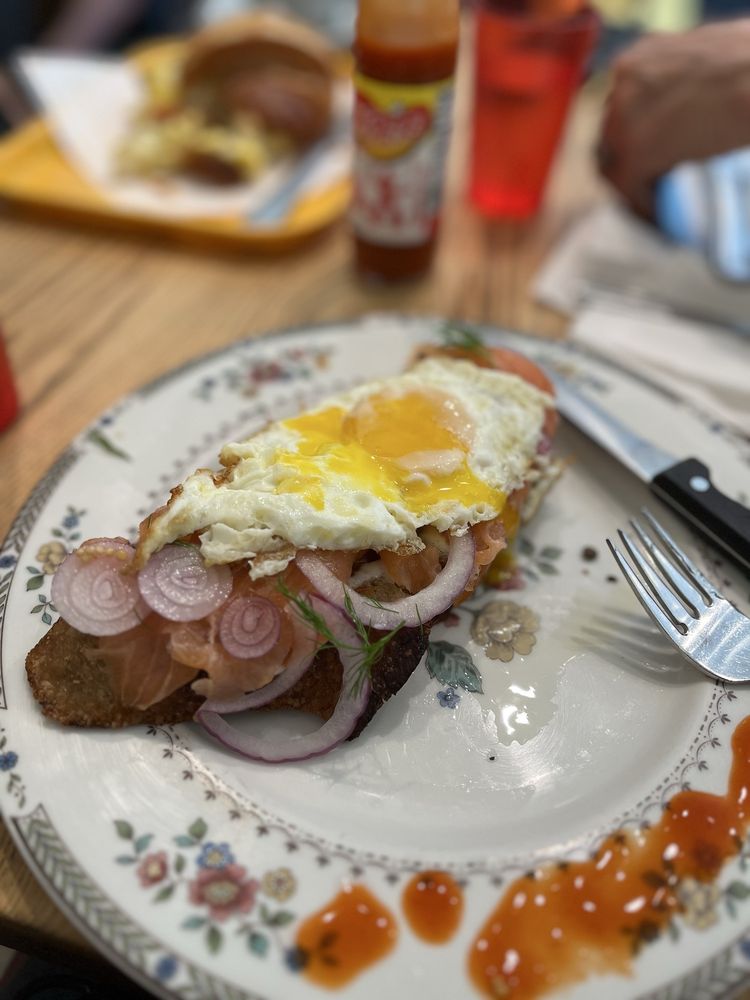 Janet's Café & Bakery