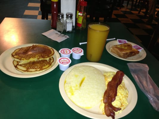 Davis Cafe by null