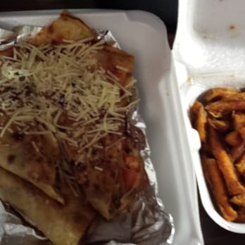 Big Herm's Kitchen - Chicken quesadilla w/ sweet potato fries - Southern Near Me - Richmond, Virginia Big Herm's Kitchen - Chicken quesadilla w/ sweet potato fries - Southern Near Me - Richmond, Virginia