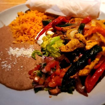 Palenque Kitchen - Gorgeous Chicken Fajitas with Skewered Poblanos - Mexican Near Me - Riverside, California Palenque Kitchen - Gorgeous Chicken Fajitas with Skewered Poblanos - Mexican Near Me - Riverside, California