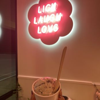 Flower & Cream - Cereal Milk Oreo - Ice Cream & Frozen Yogurt Near Me - Houston, Texas