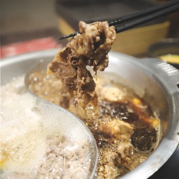 Mo Mo Paradise - Sukiyaki and Shabu Shabu Split Broth - Japanese Near Me - Arcadia, California Mo Mo Paradise - Sukiyaki and Shabu Shabu Split Broth - Japanese Near Me - Arcadia, California